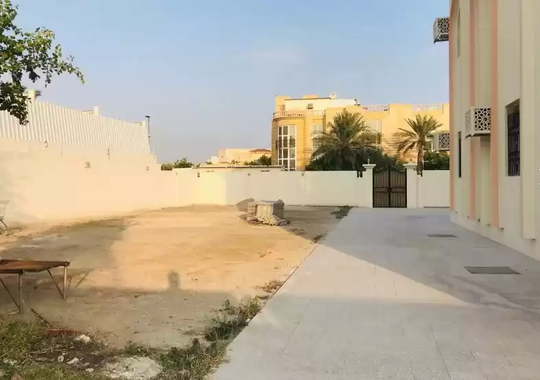 Commercial Ready Property S/F Standalone Villa  for rent in Al Sadd , Doha #9176 - 1  image 